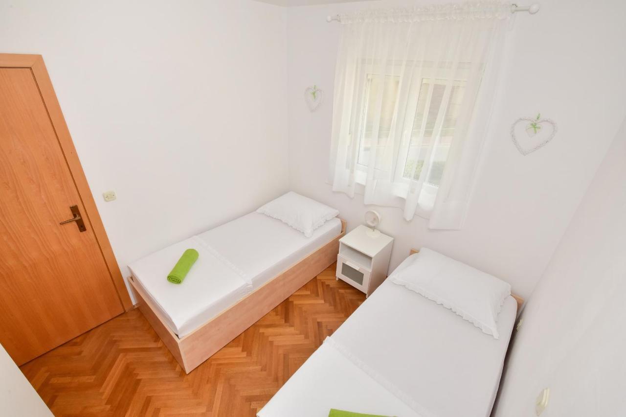 Heart Of Makarska Apartment Exterior photo